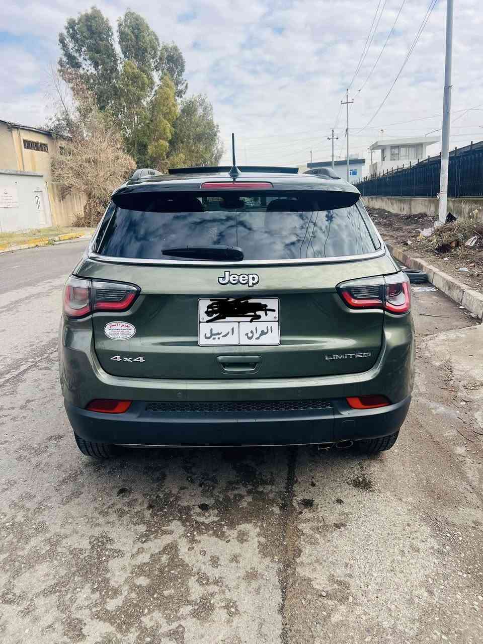 𝑱𝑬𝑬𝑷  𝑪𝑶𝑴𝑷𝑨𝑺𝑺  𝑳𝑨𝑻𝑰𝑻𝑼𝑫𝑬   𝑨𝑾𝑫‏
‏4x4
موديل2018
دبل اكسل
بصمة
تشغيل عن بعد 
رادار امامي و خلفي وجانبي
صندوق شفت 
تبريد قطعتين
كشن جلد
كشن تدفئة 
ستيرن تدفئة
كشن كهربائي 
شاشة كبيرة
نظام GPS
شحن موبايل وايرليس
تحكمات ستيرن
تحديد مسار
تعديل سرعة
حساسات امامي و خلفي
سيارة بيدون  صبغ
بدون دواخل
ايرباك سيتم %💯 

61000𝑴𝒊𝒍𝒆𝒔

رقم شاصي

☎️ 
***********

سيارة موجود اربيل

 #‏𝑱𝑬𝑬𝑷 #‏𝑪𝑶𝑴𝑷𝑨𝑺𝑺
