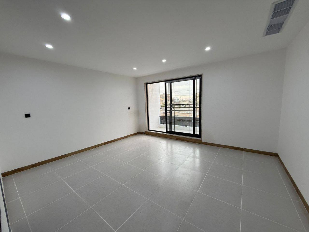 📍أربيل-بيت لبيع فرمانبران قرب شارع120M من #مقابل_حديقه
➖مساحة 170M طابقين 
يتكون⤵️
➖5غرف نوم 
➖استقبال-صاله-مطبخ-مجموعه صحيات-كراج

📞 تواصل مباشر واتساب أو اتصال:
📱 ***********
📱***********

#عقارات #اربيل #عقارات #موصل #عقارات #انبار #عقارات #البصرة #عقارات #كركوك #عقارات #ديالي #لانه_ستي #تكريت #عقارات #سامرا #هفالان #فرمانبران #_ستي #كلوبال_ستي #حي_قربو #اشتي_فيلج #هيوا_ستي #اوزال_ستي #اربيل_الجديدة #5حساروك #ازادي_نوي #مارينا_ستي 

سعر.  https://t.me/safarrealstate
