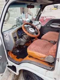 كيا ام عيون موديل 2001 رقم ديالى سنويه صاقطه صار سنه سعر 57  بدون جنج ...