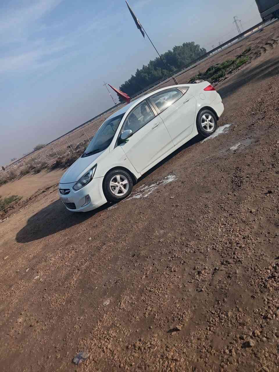 السلام عليكم ورحمة الله وبركاته اكسنت للبيع مديل ١٣ سياره جديده كلش ماعده باب السدر مبدل بيه ومبدل بلادي سنويه جديده بسمي رقم بابل انكليزي مداور مباشر مكاني ديوانيه السعر ١١٢ وبيه مجال قليل *********** محمود غير متواجد عله الفيس
