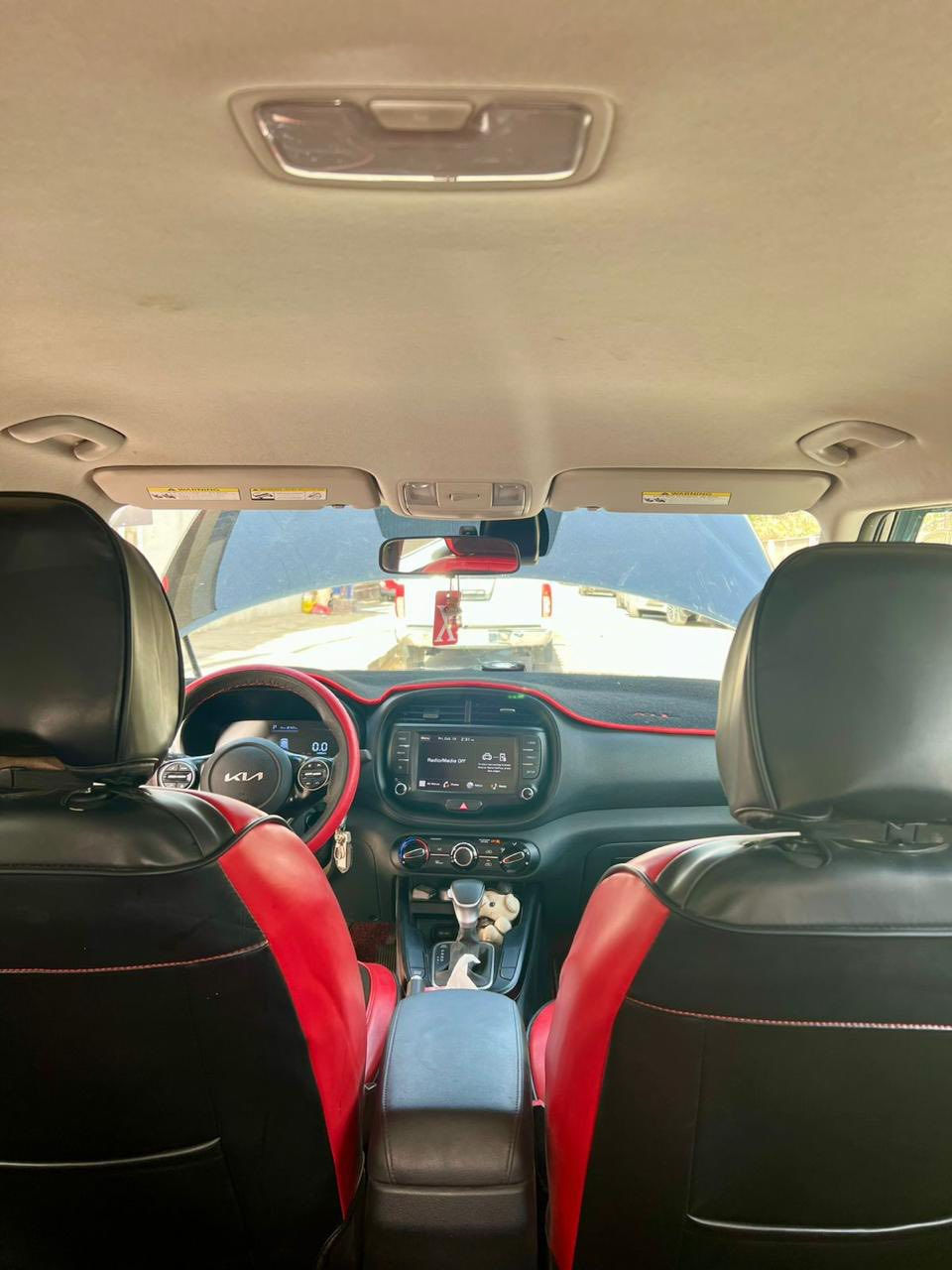 السلام عليكم 
صول  2023  
لون اسود 
رقم بغداد بأسمي 
وارد امريكي حادثها مرفق مع الصور

_________________الـمـواصـفـات___________________

 تـحـديـد مـسـار
درايــڤ مـــود
اطفاء ذاتي 
 رادار جانبي 
انظمة قيادة 
 كروس سرعة 
مانع انزلاق 
مود درايف
محرك 2000 دوش 
نـضـام ABS 

سعر: 150 و بيها مجال بسيط

‎للتواصل:  ***********
العنوان : بغداد البلديات
