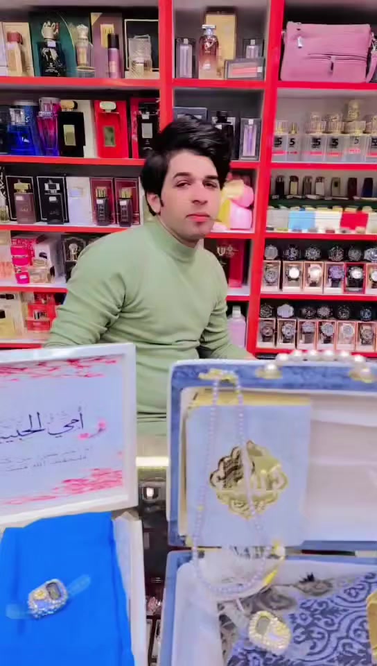 شون صدفه حلوه عيد الفطر و عيد الام أجمل هدايا عيد الام 
تتوفر لدى الأمراء متجر الهدايا الفخمة العنوان واسط قضاء الحي حي الوحده قرب الاشاره المرورية للطلب ☎️ *********** علي طالب
