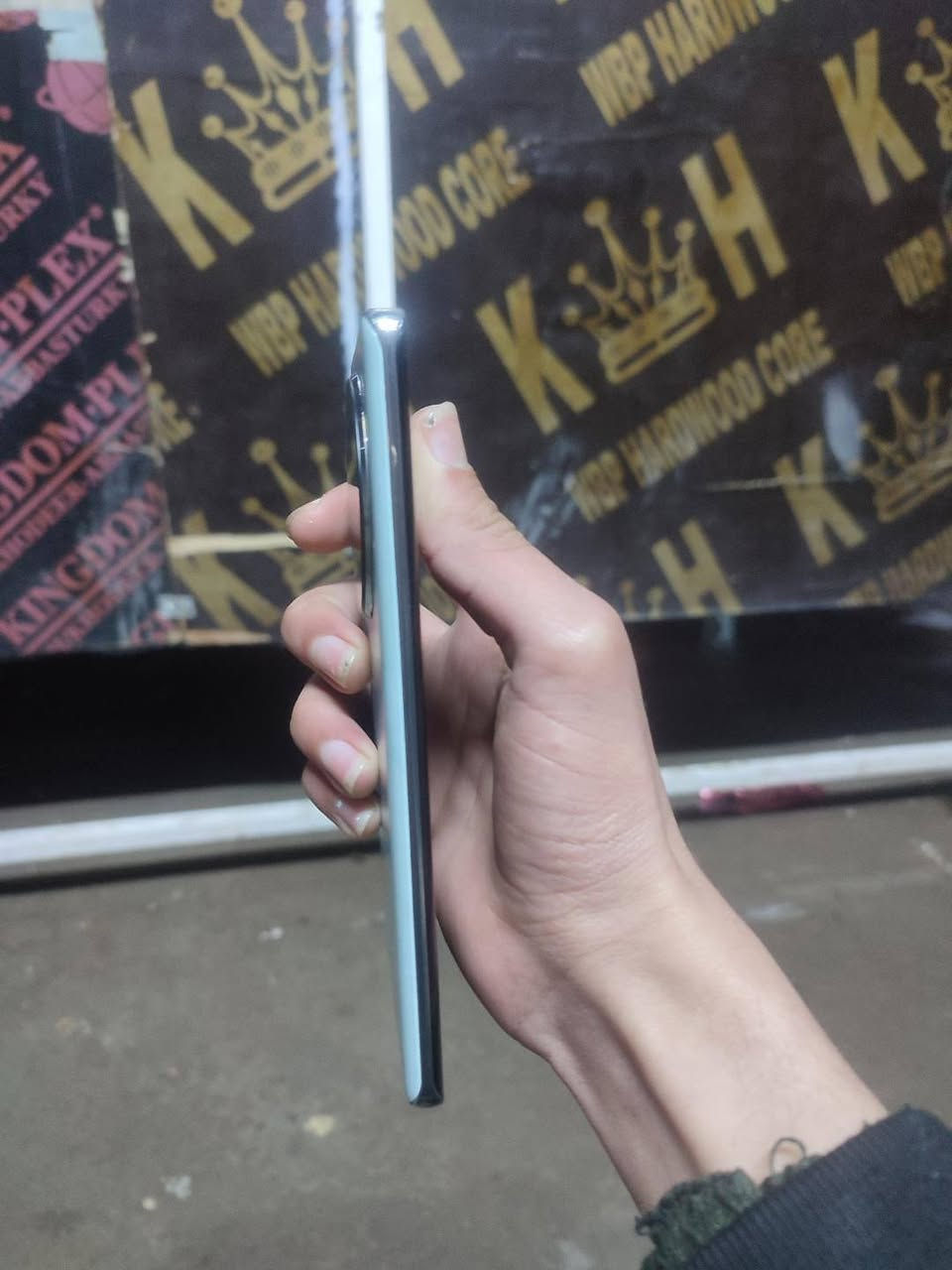 سلام عليكم
هونر اكس 9 C 
ذاكرة 256
رام 24 
كامرة 108 
ببجي 90فريم
فقط مفطور الگلاس وفلاش ميشتغل 
سعر 160 بي مجال للطيبين
او مراوس ب ايفون


**إذا كنت صاحب هذا الإعلان وتريد حذفه لأي سبب، رجاءا أرسل رسالة إلى الدعم الفني**