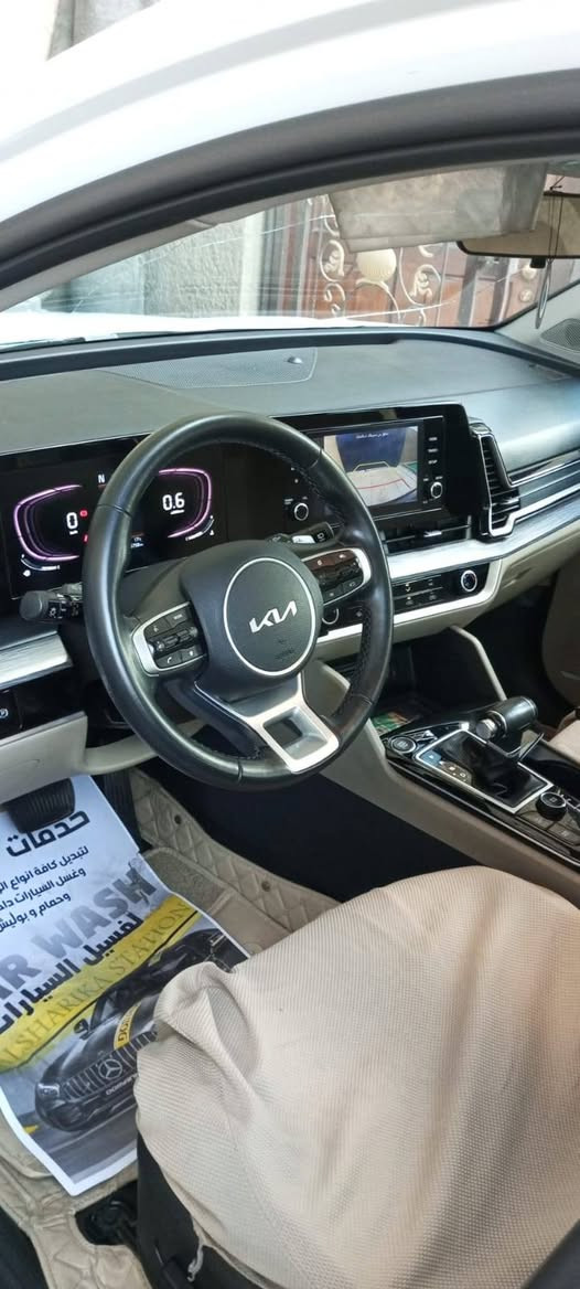 السلام عليكم سبورتج للبيع فقط موديل 24 ضمان دوليه رقم بغداد
بصمه تشغيل
بصمه ابواب
استيرن تدفئه 
كشنات تدفئه
كراسي كهرباء
محرك 2000
ماشيه 36 الف
مكفوله من البارد  ما عدا شخوط بسيطه
مكاني حي الجهاد
للاتصال ***********
السعر 22.400
