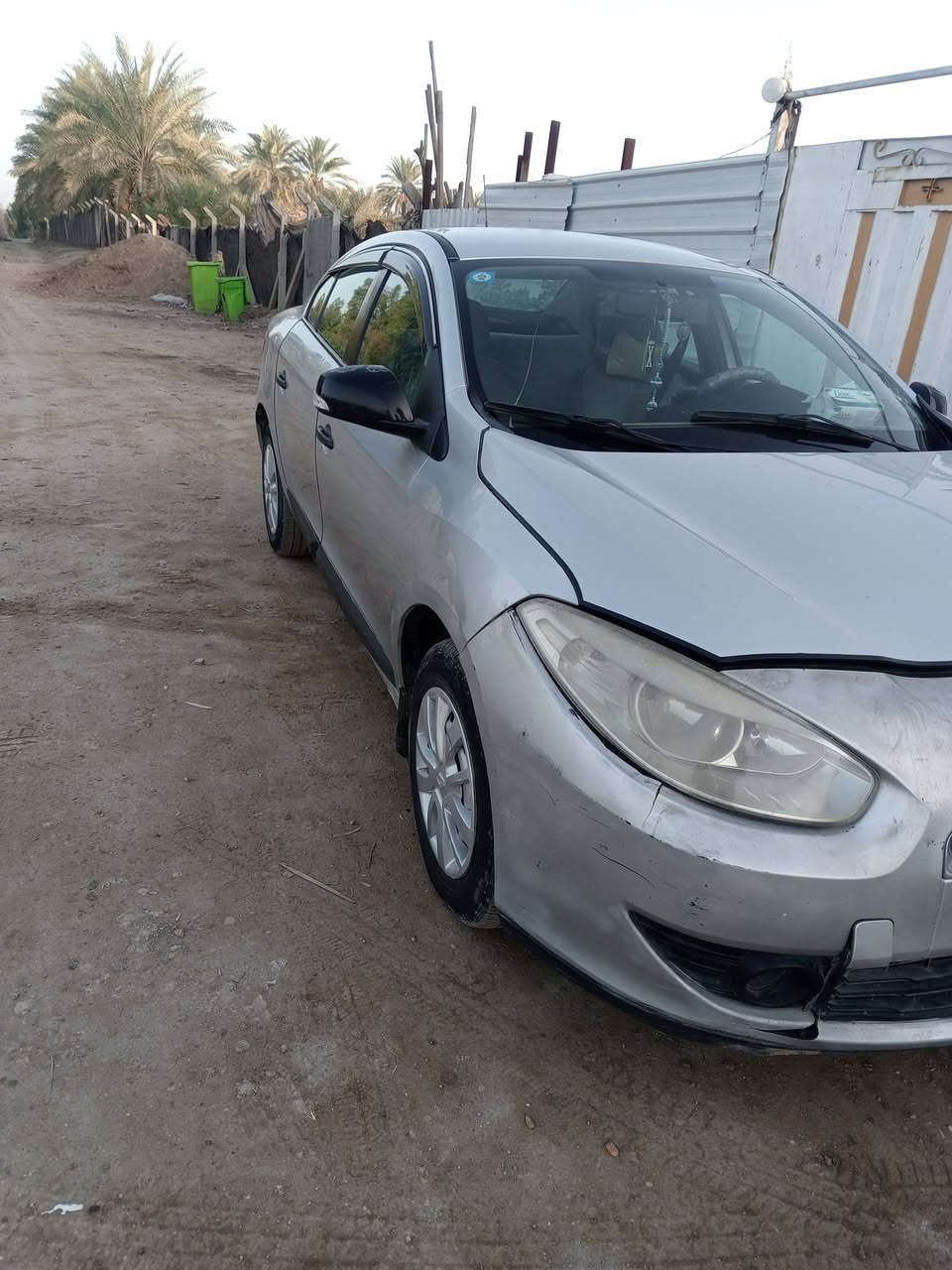 للبيع رينو فلونس موديل 2012 كير مكينه كهربائيات تخم تاير كله جديد مدون ضربه رقم جديد قادسيه سنويه لل 29 بسمي تحويل ثاني يوم سعر 60 وبيها مجال رقم الهاتف ***********
