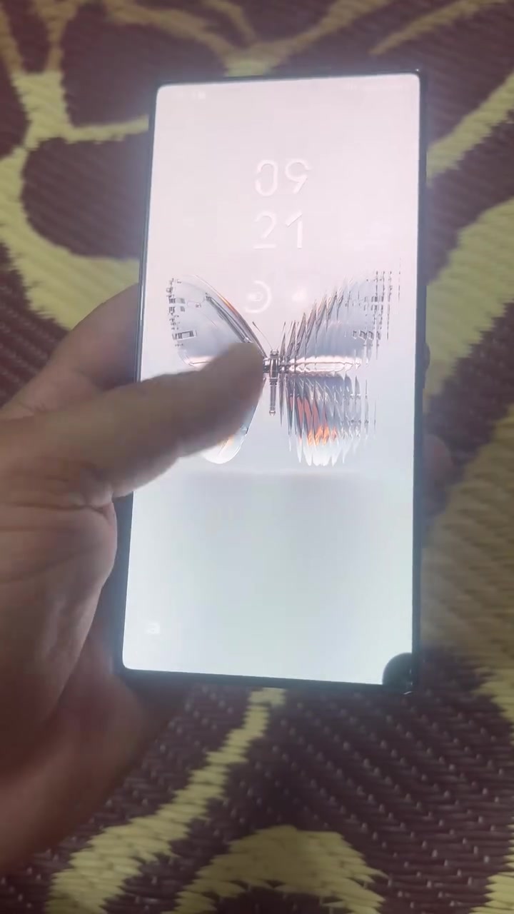 ‏بعد ما جيت 10 Pro ذاكرة 512 الجهاز يراد لي تبديل شاشة سعره 350 قفل أي استفسار اتصل  ‏WhatsApp موجود ***********
