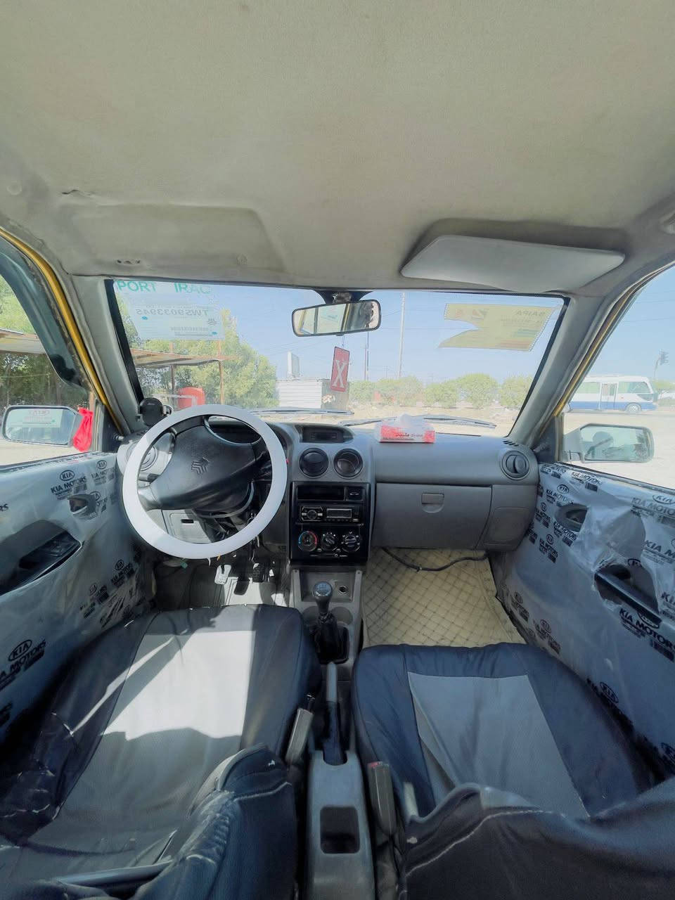 السلام عليكم
سايبة للبيع موديل 2013 راعيها موجود يداور 
السيارة نظيفة مابيها نقص كهربائيات شغالة اشاير بك لايت لايتات كلها شغالة 
للتواصل ***********
مكاني الرميثة
