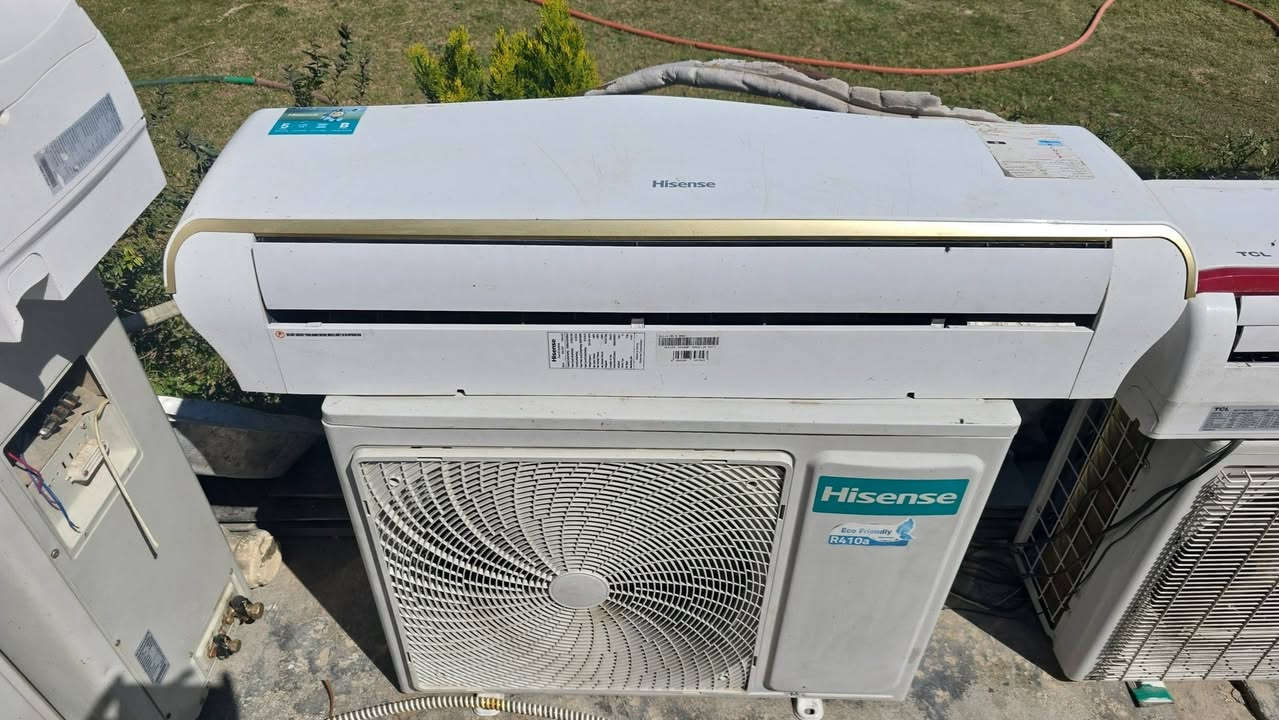 ٤ سبالت شغالات و بيهن ضمان شغل 
كامل كل اغراضه وياه ما بي نقض 
مكاني بغداد الشعله و اكو توصيل داخل بغداد 
سعر السبلت ٤٢٥ الف 
***********
