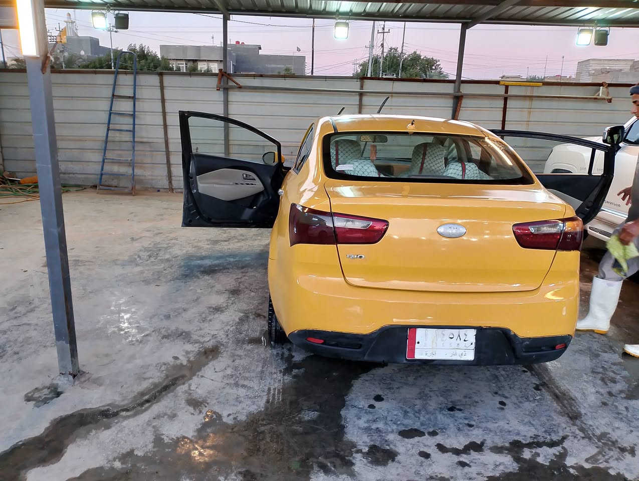 ريو 14 سنوية لل27 مصفرة هيئة غرامات حادث جاملغ خلفي ماعبرة بيع او مراوس مكينة 1600 مكينة كير شر ط السعر 80 بي مجال ***********
