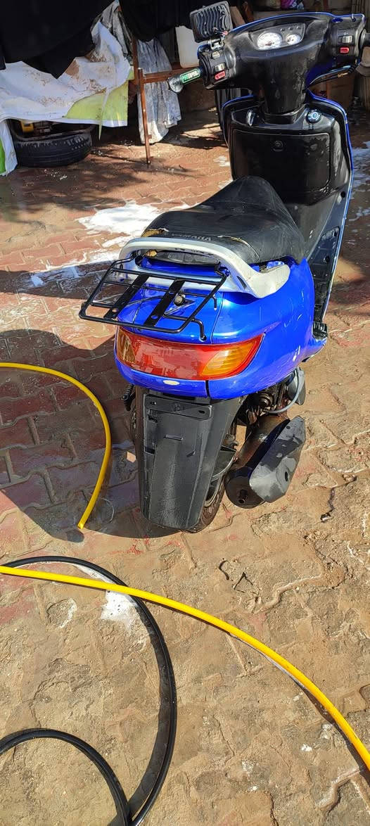 سلام عليكم فراشه البيه مانقصه اي شي شغله كلشي مكاني كوفه شارع معمل السم والسعر 450وبيه مجال ومامفتوحه محرك جديد ***********
