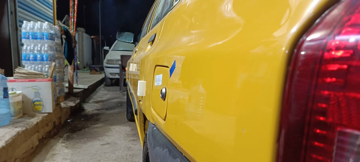 اسلام عليكم شباب للبيع فقط سايبا موديل 2012بغداد اجره  السياره كفاله عامه من الصبغ والتبديل بدون حادث فقط بارد باب الخلفي بسيط مكينه كير كلج صدر امامي خلفي كهربائيات تخم تاير جديد سياره جاهزه المكان بغداد شرط التحويل السعر المطلوب 32 للاتصال ***********
