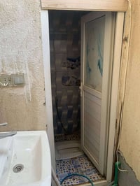 ايجار • ٨٠م • قرب مستشفى الترك