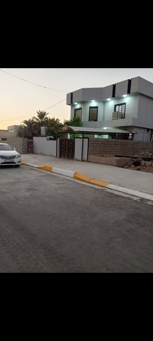 بيت زراعي في كنعان مساحة 200متر
بناء حديث خدمات كاملة العنوان كنعان حي الخضراء خلف المستوصف ***********
***********
