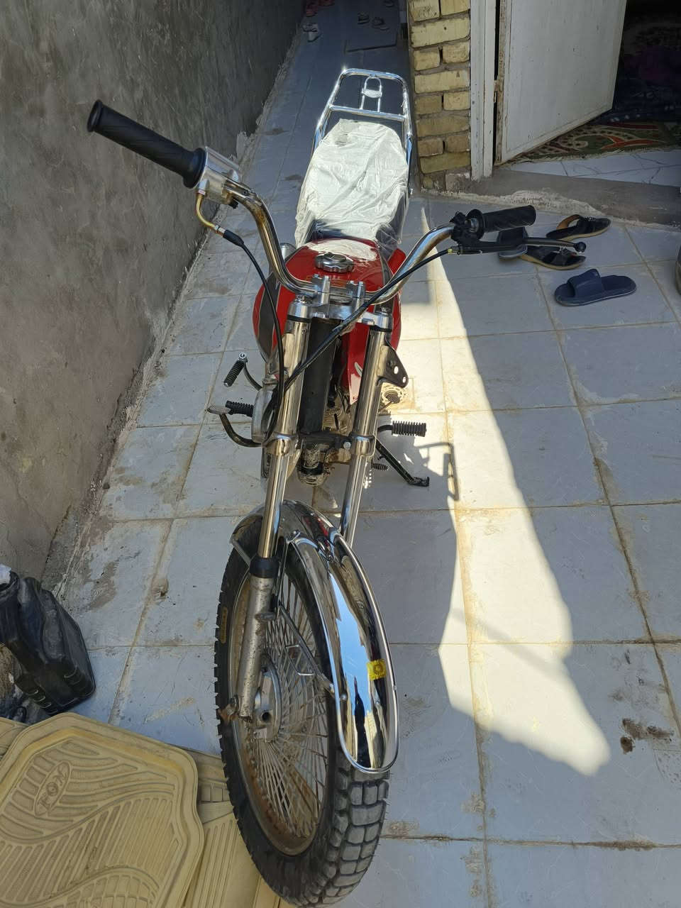 السلام عليكم دراجه ايراني تايكر للبيع موديل 18 تعمير جديد ناقصها اشياء بسيطه البكان الدراجه كوم حديد الزعفرانيه راسلني ماسنجر السعر 300


**إذا كنت صاحب هذا الإعلان وتريد حذفه لأي سبب، رجاءا أرسل رسالة إلى الدعم الفني**