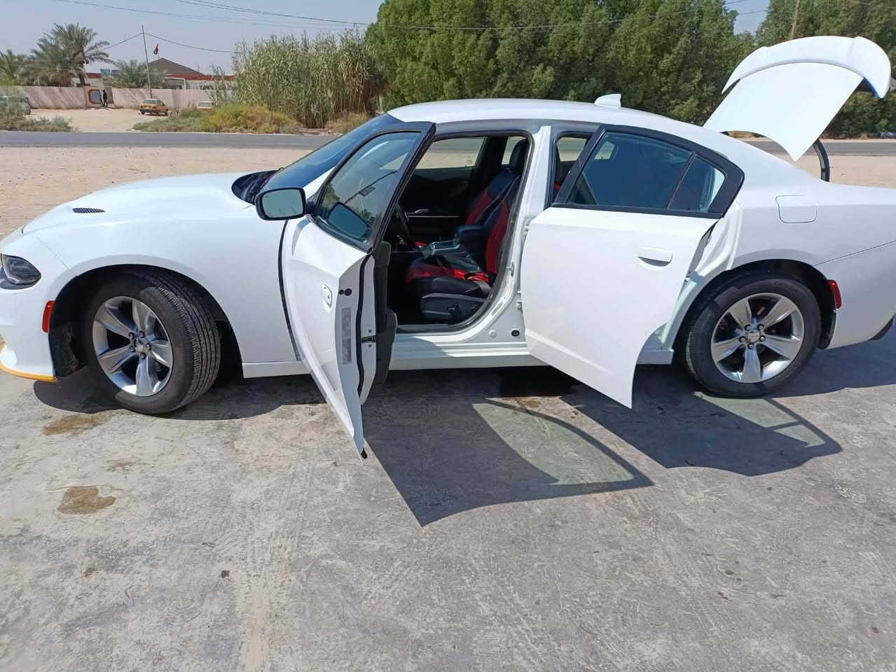 سلام عليكم جارجر ٢٠١٧ امريكي رقم بغداد سياره حادثه بنيد وجاملغ نص منه مكانه ديوانيه .السعر ١٩٥ بيه مجال .كشن حضن شاشه كبيره. كشن كهرباء ***********
