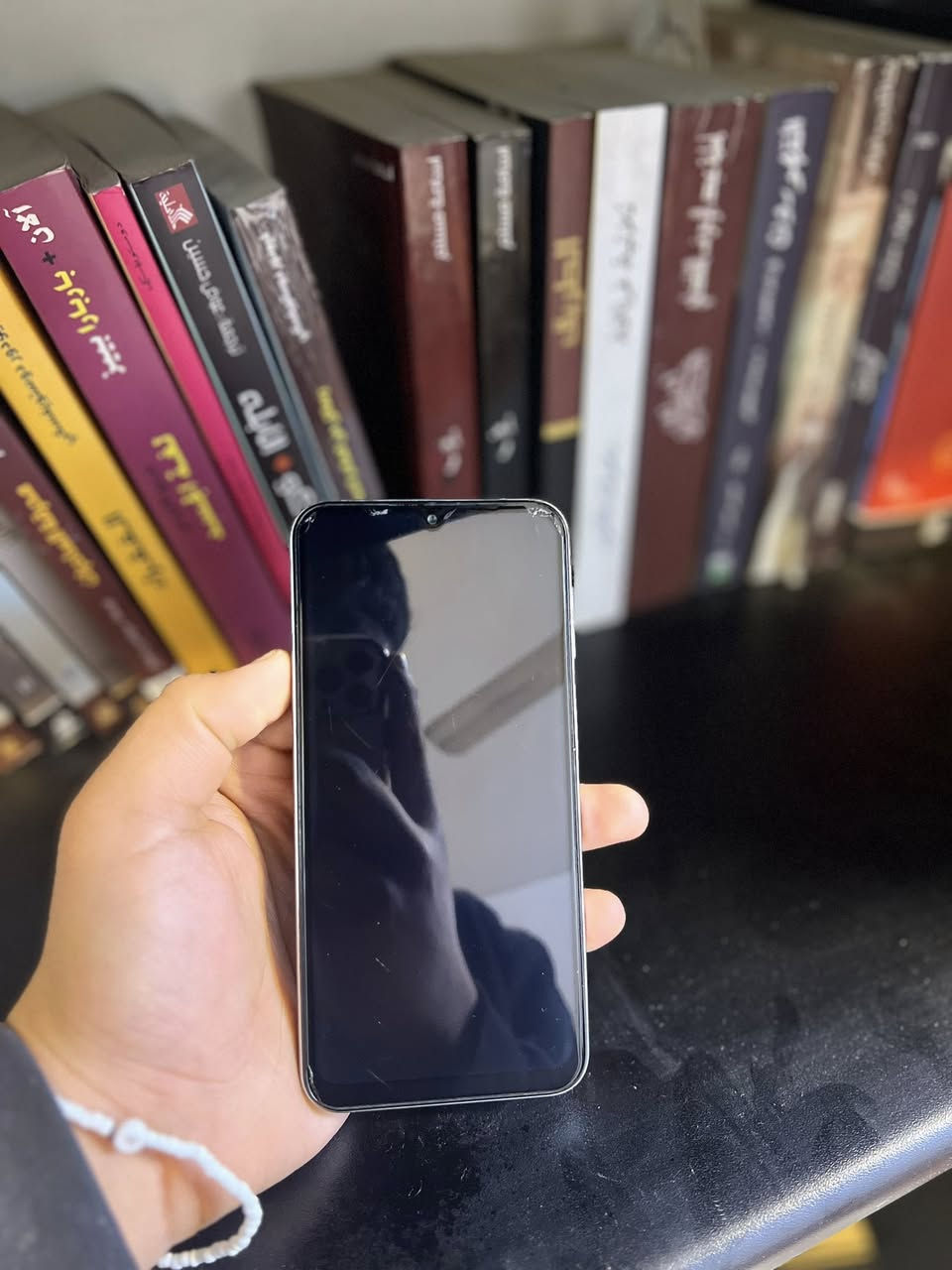 سامسونك  A24
نظافة 90 بالمية

مداخل تصليح ابد شاشة فطر مابيها
الجاهز بلادي 
ذاكرته 128  كيكا 
العنوان: 📍 بغداد أبي غريب شارع الزيتون
السعر: 229 ألف دينار 
التواصل: واتساب ***********✅
أو الأتصال على الهاتف ☎️:***********
