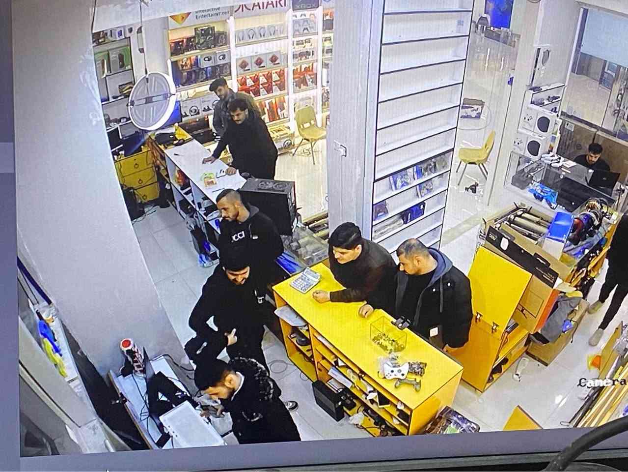 تنصيب كاميرات مراقبة 
1- يوفر كادر تنصيب اجود انواع كاميرات وبترتيب امتياز مع/ ضمان في العمل / 
 2- يتوفر كاميرات ذات جودة عالية صورة وصوت 
3- يتوفر صيانة للكاميرات القديمه معالجه الصورة 
للاستفسار📞📞***********
تواجدنه 
كركوك 
#الاحتراف_بل_فن_

دانانی سی سی تی ڤی
1- تیمەکەمان خزمەتگوزاری دانانی کامێرا بە باشترین کوالیتی پێشکەش دەکات لەگەڵ خزمەتگوزاری نایاب و گرەنتی کاری دەستی.
2- کامێرای کوالیتی بەرز بەردەستە، چ وێنە و چ دەنگ.
3- چاککردنەوە و پرۆسێسی وێنە بۆ کامێرای کۆن بەردەستە.
بۆ پرسیارکردن: ***********
#کەرکوک_کەرکوک_کەرکوک
#پیشەیی_هونەرێکە ئامانجمان كركوك, العراق
