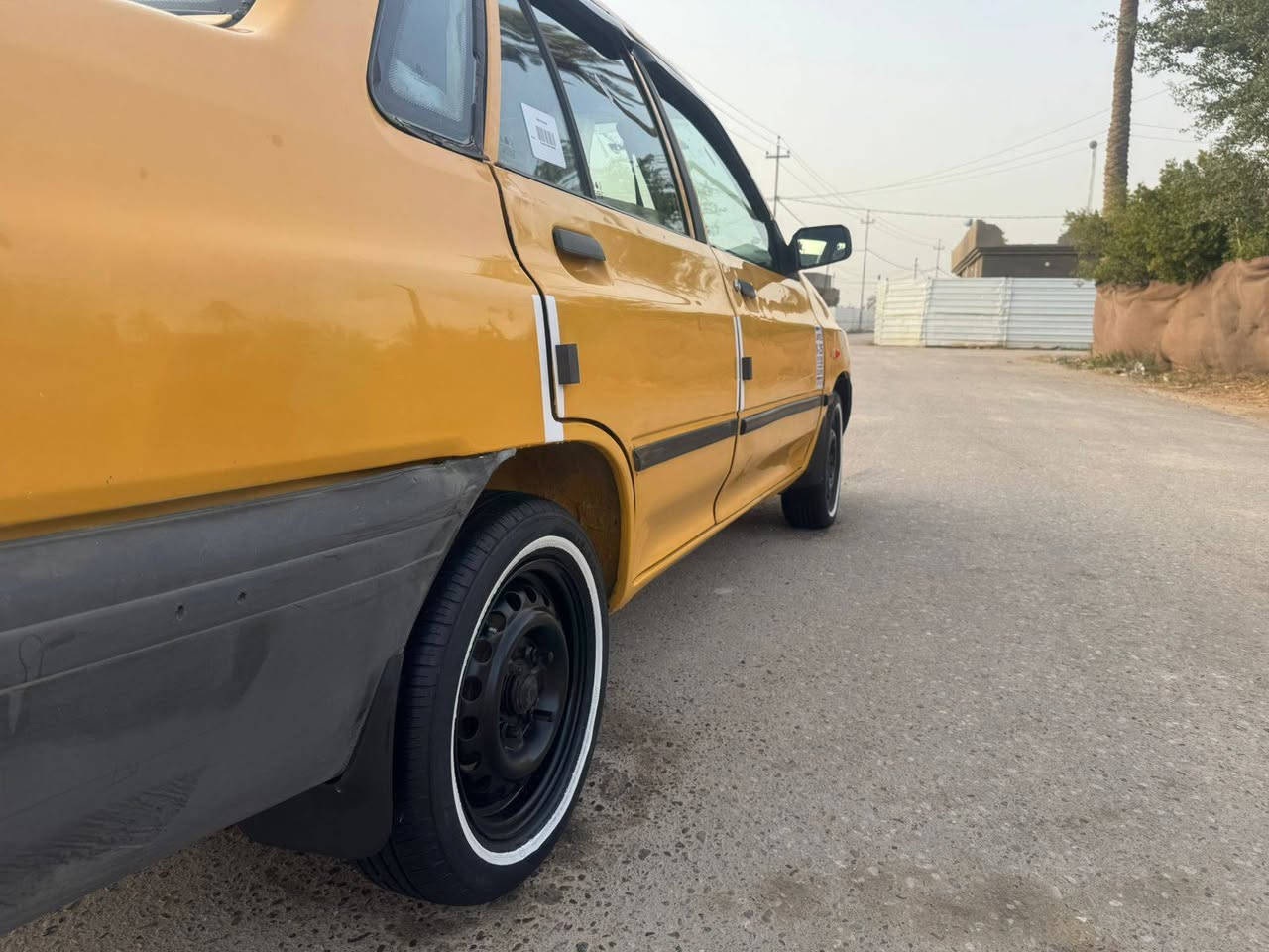 مرخصت الادمن المحترم
سايبا موديل ١٣ رقم بغداد الماني 
سنوية لغاية ٢٧ 
مصفره هيئه وغرامه 
شواصي شرط بلاد لاصبغ ولالحيم ولاخياس 
محرك مكفول لاتبخير. ولاتنقيص ولادخان
كير جديد لايفلت ولايقر ولا بي صوت
مكفوله من الضربه والصبغ والتبديل 
حداديه اماميه خلفيه جديده 
تخم تاير جديد ابو الخط 
كهربائيات كلهه شغاله 
السعر ٢٩ وبيهه مجال بصيط 
مكان السياره بابل قرب سيطرة الاثار 
رقم الهاتف ***********
