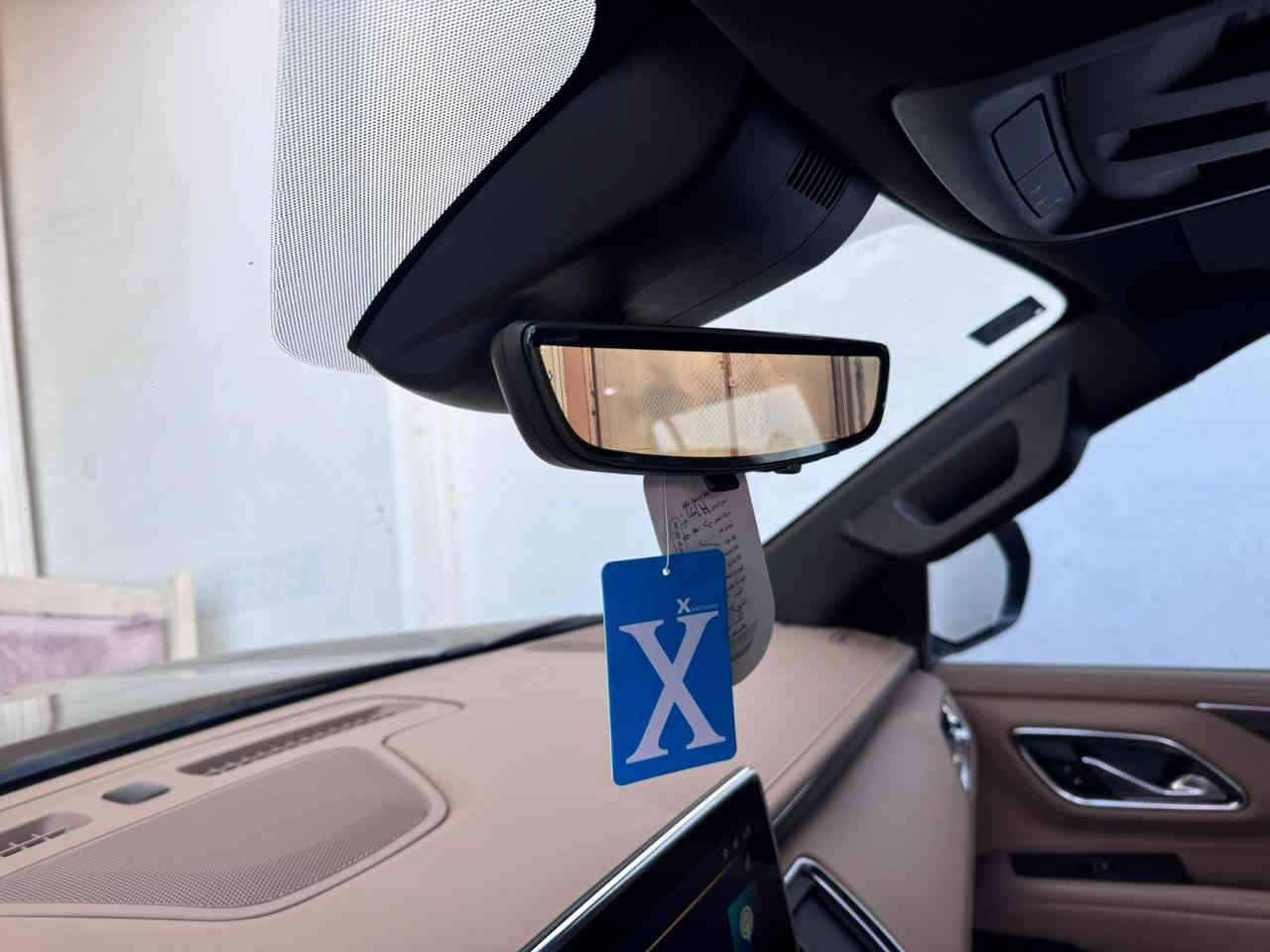 السلام عليكم ورحمة الله للبيع تاهو ٢٠٢٣ برايمر رقم بغداد بأسمي خليجي وكاله المنصور جديده بمعنى الكلمة مغلفه PPF ابو الضمان كفاله عامه لا بارد ولا قطره صبغ ولا شخط ماشيه ٦٥ الف تخم تاير برجستون مال الشركه ٥ كامرات دوسات كهرباء بانوراما كل الكشنات كهرباء ستيرن كهرباء جكات مواصفات البرايمر معروفه سعر السياره 565 وبيهه مجال قليل مكان السياره بالرمادي الشراي يتصل
***********
