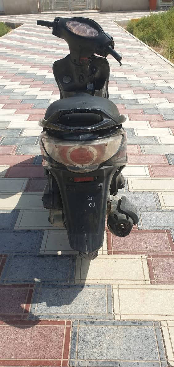 السلام عليكم g4 مجفته ب احسن الغراض الدراجه نضيفه وحلوه والدراجه نوزل بيع او مراوس بسكنس فحل السعر 450 وبيه مجال للشراي


**إذا كنت صاحب هذا الإعلان وتريد حذفه لأي سبب، رجاءا أرسل رسالة إلى الدعم الفني**