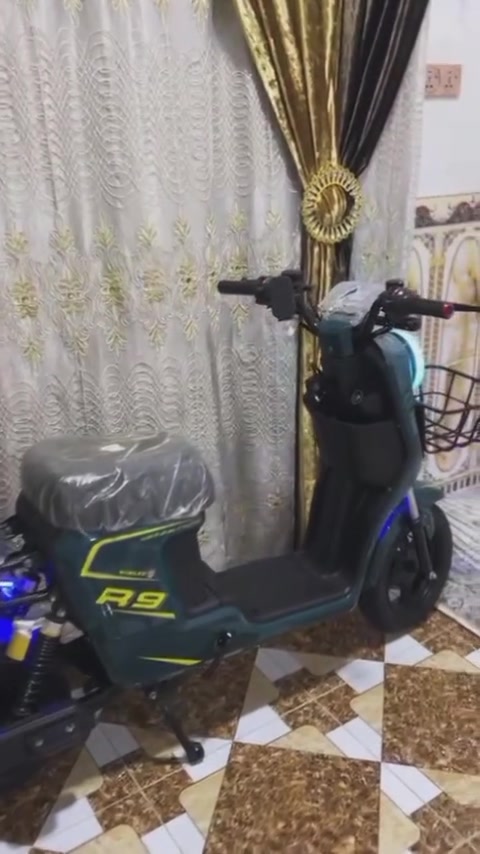 دراجه لل بيع شحن دراجه جديده كلش موديل 2024 مخزونه نضيفه كلش بعده وكيل برقي ما مفتوح بيهي السعر 500 وبهي مجال قليل مكان بصره ابو الخصيب رقم ***********
