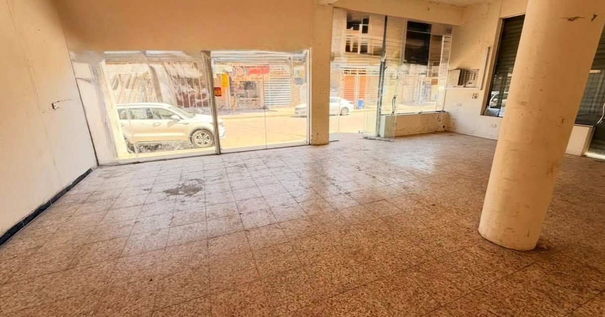 السلام عليكم محل للايجار مساحة 110 متر مربع ركن كامل خدمات الموقع ابو دشير الشارع العريض للاستفسار ***********
0772 109 5683
