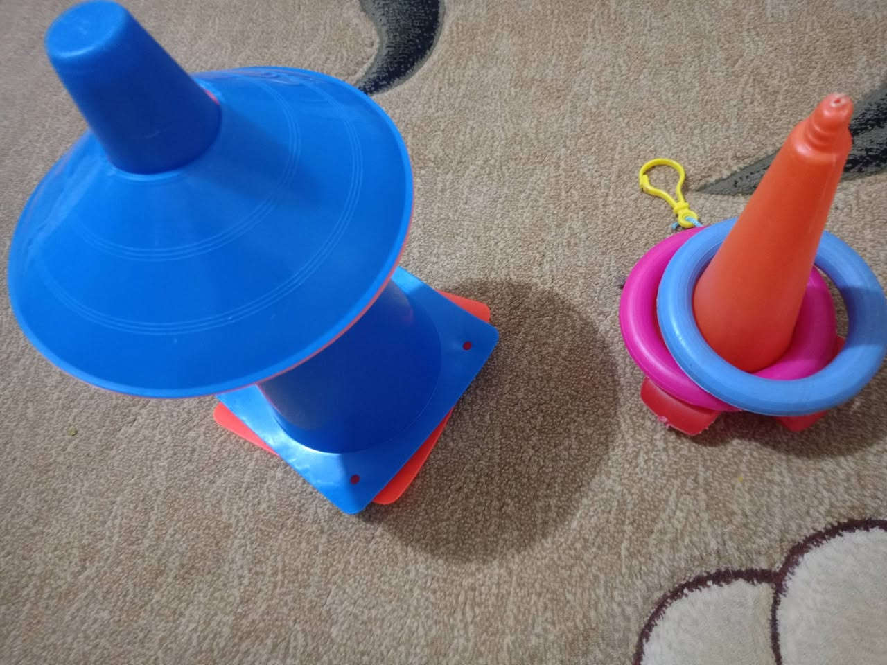 سلام عليكم
ادوات للبيع مشايه مع مساند مع كبوزات اوزان رمليه اوزان دمبلص


**إذا كنت صاحب هذا الإعلان وتريد حذفه لأي سبب، رجاءا أرسل رسالة إلى الدعم الفني**