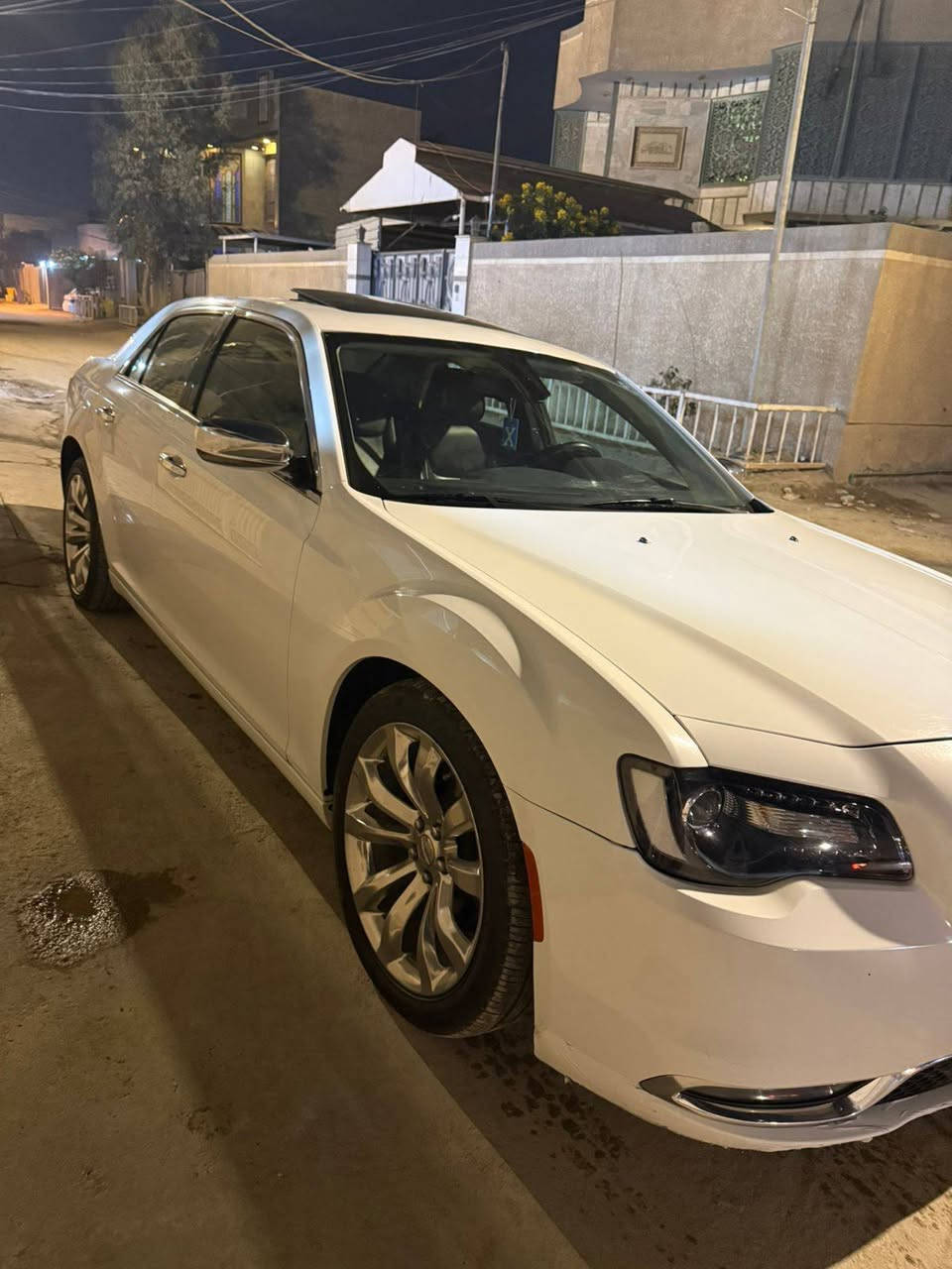 عليكم أوباما موديل 2018 
مكفولة كلين فول مواصفات السياره جديده 
ما مشتغله على خط لايت زنون ماشيه 88 ميل
رقم سلميانيه باسمي سنويه 29 مكان السياره 
حله بكرلي السعر 280 وبيها مجال 
***********
***********
