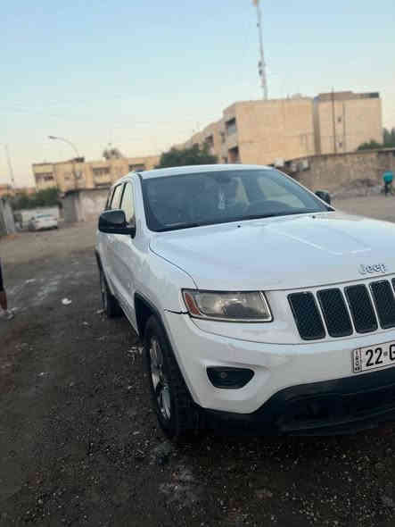 السلام عليكم جيب لاريدو موديل 16 رقم اربيل عليها بساتم 14 بانزين عادي بيها صفحة السعر 178/ ***********
