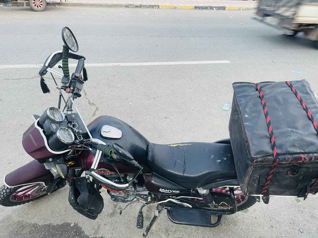 ماطور جني 2023للبيع  ما مفتوح شرررط  كلشي بي شغال ونضيف حيل سرعة ومتانة ما مطخوخ صبانه كهربائيات شرط انطيك بي شرط لكلشي السعر 875وبي مجال شي قليلل للشرايه ما متواجد ع الفيس اتصل***********
