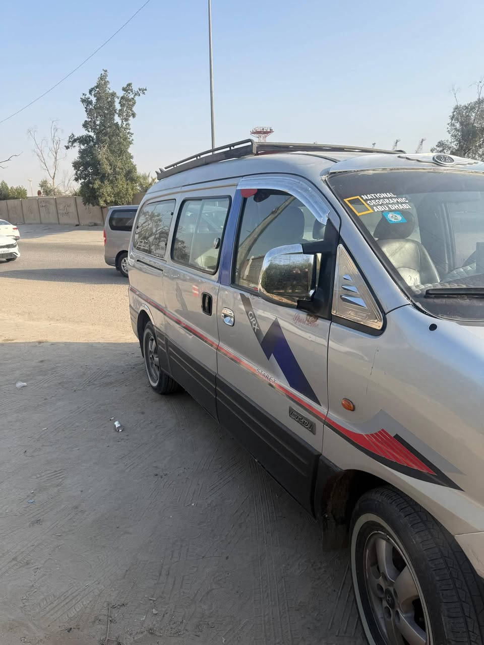 السلام عليكم
ستاركس موديل 2007
مسكر اوتماتيك
السياره كفاله من ناحيه مكينه وكير وكهربائيات وتخم تايرات والبدي شوف العين والسياره مابيها اي ضربه 
ورقم انكليزي بااسمي مصفرة هيئه وغرامات تحويل

المكان البصرة
 السعر 87 وبيها مجال

رقم الهاتف ***********
