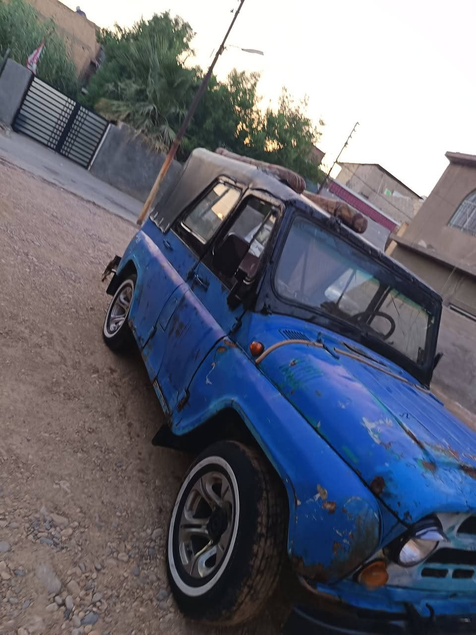 لبيع تحويه كامله عده البور السعر مليونين أو ٨٠٠    ***********
