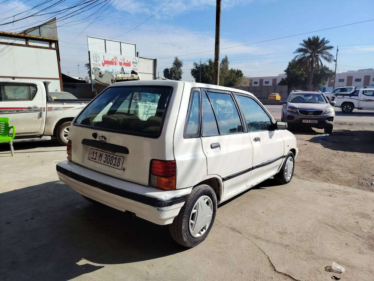 السلام عليكم اخوان للبيع كيا برايد موديل ١٩٩٣رقم بغداد دولي تحويل مباشر كير اوتوماتيك محرك ١٦٠٠بي السعر ٣٠ ورقه وبيها مجال للاتصال ***********مكانها بغداد
