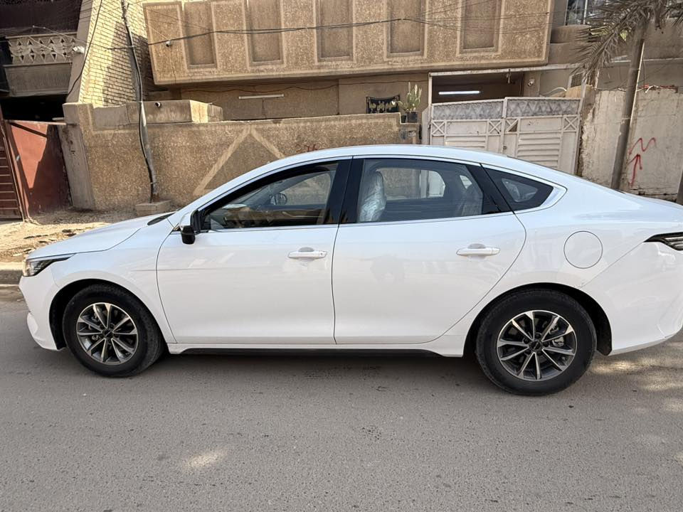 بي وادي  دستروير 2025 هايبرد زيرروو

بي واي دي 2025 اخت الزيرووو رقم بغداد الدولي الجديد 

تحويل مباشر بسمي 

المواصفات 

ماشيه 10 الاف 

مكينة 1500 

شاشة متحركة 

حساس خلفي 

كامرا خلفية 

مثبت سرعة 

كشنات جلد رياضي 

كير ماوس 

اوتو هولد 

لد امامي خلفي 

لايتات زنون 

تشغيل عن بعد 

ويل كب 16 

‎3 انظمة قيادة 

وباقي المواصفات معروفة

السعر 18.500 قفل قفل  

مكاني بغداد الدوره 

***********
