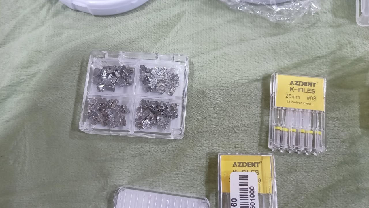 شلعة تخص اسنان للبيع 
20 الف 
متوفر توصيل جميع محافظات


**إذا كنت صاحب هذا الإعلان وتريد حذفه لأي سبب، رجاءا أرسل رسالة إلى الدعم الفني**