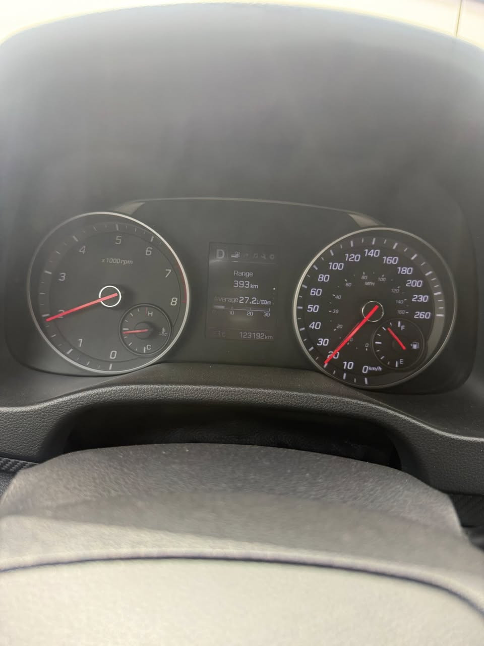 السلام عليكم 
بيع أو مراوس كيا سيلوتوس 1600 توربو. 

النترا 2018 سبورت محرك 1600 تيربو 201 Hp
كير اتوماتيك 7 نمر عدا الR
وارد امريكي للبيع بدون ايرباك 
اكزوز رياضي بلادي
مواصفات ١/١ :
بصمة تشغيل وبيبان 
صندوك ذكي يفتح عنده القتراب 
كشنات حضن جلد مختومه sport 
تدفئة كشنات 
دشبول كاربون فايبر 
كيجات رياضي 
سلايد روف
لايت زينون بلادي 
بك لايت لد بلادي 
ويل كب ١٨ كروم بلادي 
مرآة تعتيم ذاتي 
اشاير بلمري 
رادار نقطة عمياء 
تحكمات ستيرن 
تدفئة ستيرن 
ستيرن حرف D 
شفتات بلستيرن 
سستم صوت سماعات انفنتي ودمام خلفي 
تبريد بيانو 
بيه حادث بسيط سونار موجود 
سعر 122وبيها مجال بسيط 

مكاني بغداد 
***********
