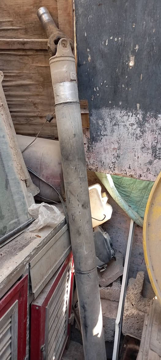 غراض بهبهان تسعينيه للبيع موجود كاردن وجام ومكائن جام وصليب ستيرن وموجود وركات صفحه وحده مع التراجي الشراي يتصل على الرقم *********** واتساب
