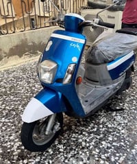 موتوسيكل • قرب مستشفى الكفيل • حك