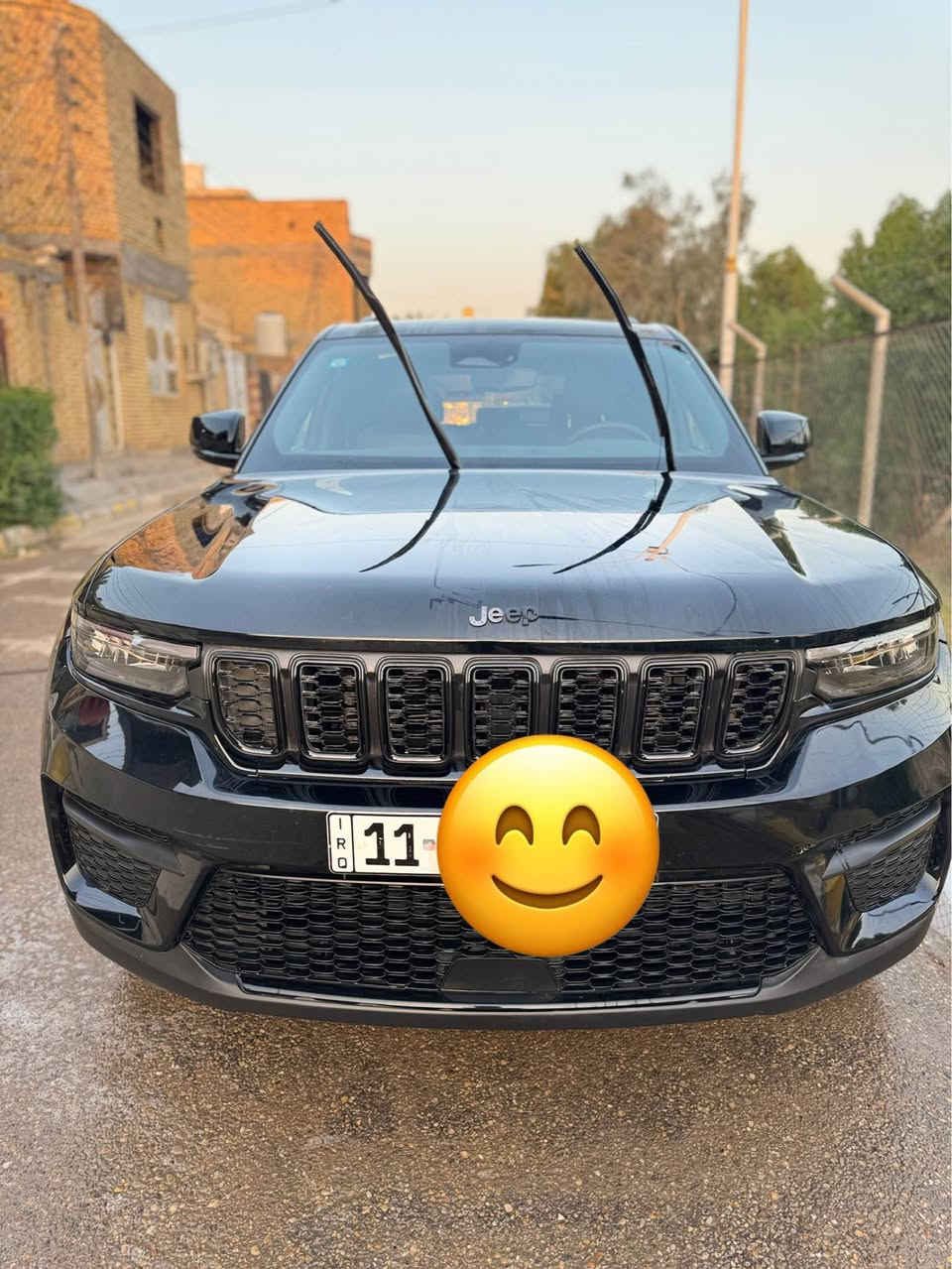 جيب فئة بلاك توب الشكل الجديد
موديل 2023
حجم المحرك V6 3.6L 
مااشيه 37
رقم بغداد 
مفتاح التشغيل بصمة 
تشغيل عن بعد 
قماره حديد
فتح الصندوق كهرباء 
 دفع رباعي 4WD
اريل نفكيتر 
رادار 
مانع تصادم
 تحديد المسار
نظام الرؤية الليلية
رادار امامي
حساسات خلفية 
لايت زينون + LED 
بك لايت LED 
ويل كب 20
4 دسك
حساسات ضغط الاطارات 
اشارة في المرايا الجانبية 
النقطة العمياء
كير ماوس 
هاند بريك كهرباء 
شاشة Apple Car play 
كاميرا دوارة 
ناره الداخلية LED 
مقود جلد  ومخمل 
شفتات مقود 
مثبت السرعة Cruise 
المودات والاوامر الصوتية 
شاحن هاتف Wireless 
مخرج منفذ الطاقة 
فحص نظام السيارة 
تتسع المقصورة ل 5 ركاب
المقعدالامامية كهرباء 
تدفئة المقاعد
قطعتين تبريد 
نظام مانع الانزلاق  
حاملات الأكواب 
تدفئه بالستيرن
اشاير بالمرايات 
رقم بغداد
السعر 280وبيه مجال
مكان السيارة ناصريه المركز
صور الحادث مرفقه بالمنشور تبديل مدكر فقط وشويه صبغ بالقرب من قبق البانزين

***********
