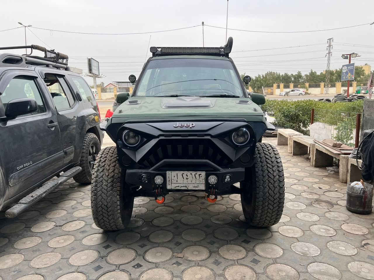 سلام عليكم  سزوكي فيتارا  ٩٣ سياراه محدثه ومرفعه ما اعتقد اكو اختها بهيج تعديل ومصبوغه صبغ محبب اصلي دبل سبيسر محرك بلاد كير عادي فور ويل شغال كهرباء كلها شغاله سستم صوت اصلي بيها وشاشه  رقمها نجف مشروع وطني  راعيها بالناصريه شرط يحول   للعلم  سياره كلها شغل ايدي من كل تزويد وترفيع وصبغ  محلي بالزعفرانيه اي استفسار اني بالخدمه السعر ٥٠ بيها مجال مكاني الزعفرانيه قرب الفلكه ***********
