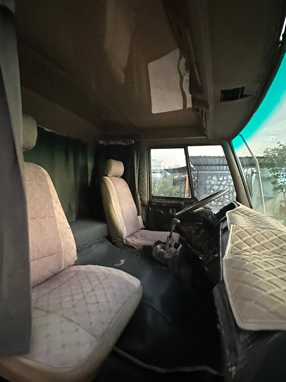 السلام عليكم فوسه للبيع موديل 1991مكينه 14 سوبر جديده الطوال6  وربع ابلادي سنويه لل28 حداديه كفاله 105 العنوان بابل الاتصال***********
