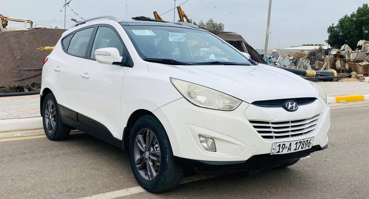 السعر 150 الاستفسار*********** هونداي توسان 2015 خليجي مكفوله كفاله عامه حته الدعاميات فول مواصفات واحد علا واحد من عده البصمه شاشه جبيره كامري تحكم ستيرن بنرامه شاير بل مري مري شفط نضام ايكو ويل كب كروم السياره جديده وجاهزة بمعنى الكلمه رقم كربلاء نكليزي بسمنه سنويه 2029 مكان السياره كربلاء
