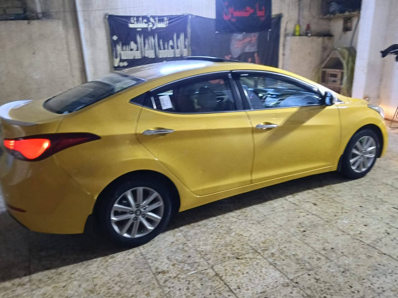 النترة وارد خليجي مكفولة من جميع النواحي مديل ٢٠١٦ السيارة فول مواصفات مكينة ١٨٠٠دوش صبغ وحدة السيارة جاهزة بسمي رقم بغداد الجديد تخم تاير جديد دوشمة جدية *********** ابو علي
