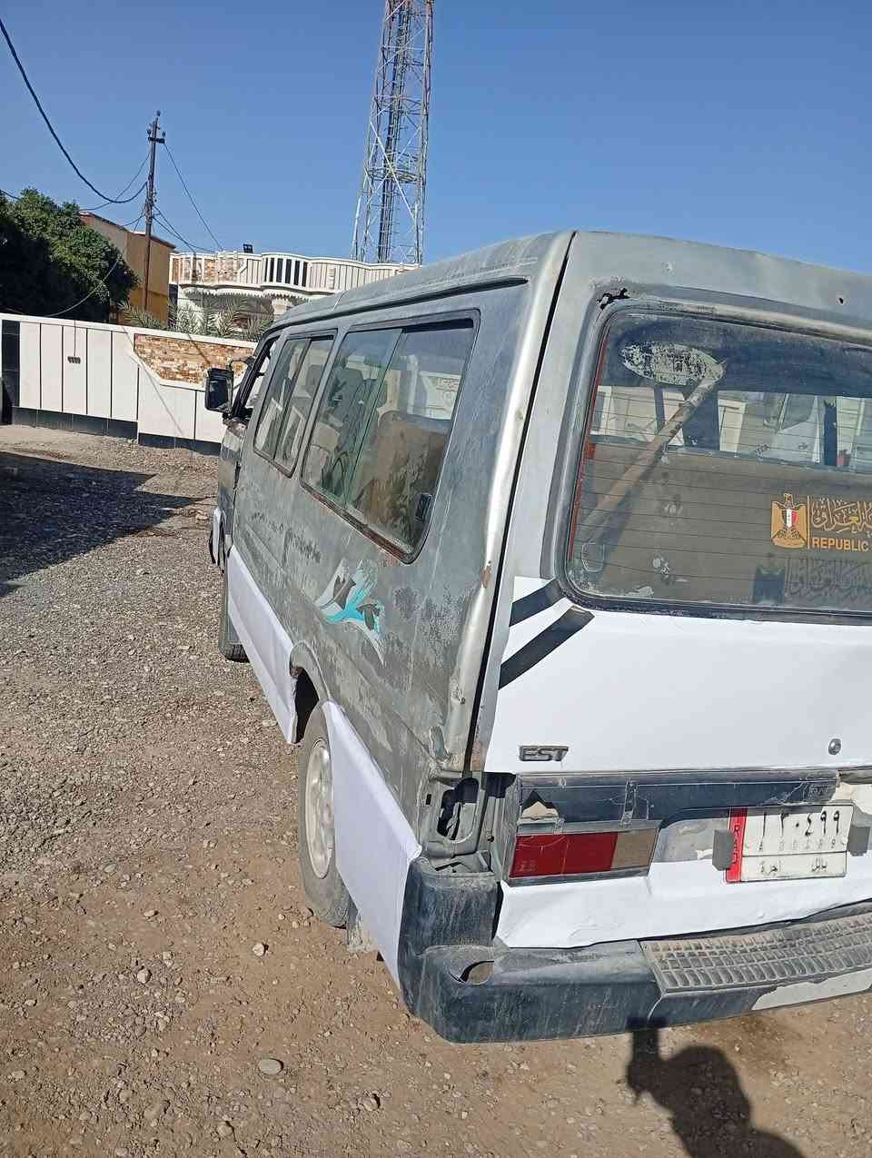 السلام عليكم كيا بسته للبيع موديل 95 سياره خير من الله مكينه جديدة السيارة ما ناقصه اي شي سنويه ساقطه من 19 السيارة راعيه ما اندله فقط سنويه عظم عاج السعر 22 ومطلوب 240 تنكطع من الحساب المكان بابل المسيب قرب سيطرة الوند الرقم ***********
