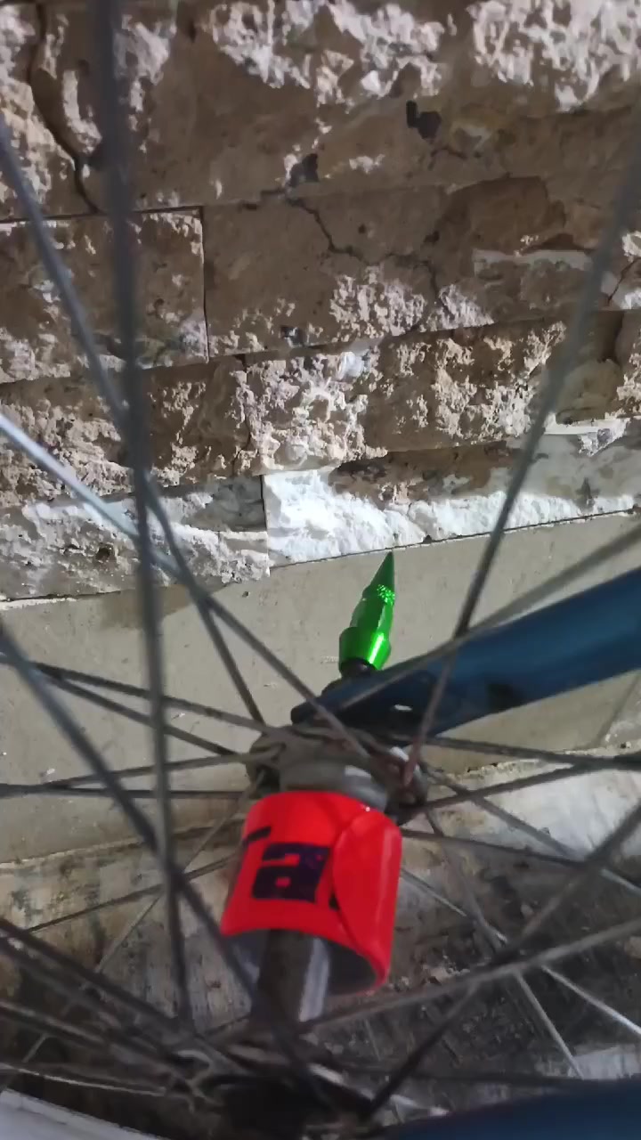 🤷

للبيع 
مديل 17 
شهر 11
الباسكل كامل مكمل اي عطل مابي عوزه بس جاملاغات 
لون 💧💧💧💧
السعر خاصصص


**إذا كنت صاحب هذا الإعلان وتريد حذفه لأي سبب، رجاءا أرسل رسالة إلى الدعم الفني**