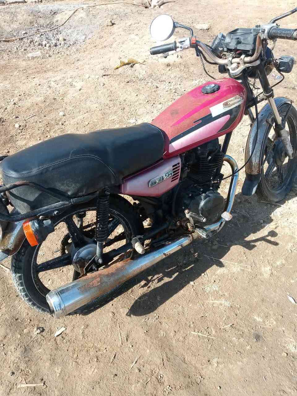 السلام عليكم.
دراجة للبيع نامه. موديل 18.كلك كلك. اوراقها ضاعت مني.. الدراجه اتكفل بيها كفاله عامه عشائر.. 

السعر 275.وبيها مجال  للشراي. يجي ويدلل. مكاني قضاء الرفاعي 

 الرقم («‏‪***********‬‏»)
