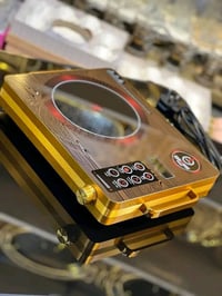 طباخ ليزري كهربائي • ٥٠٠٠٠ واط • تحكم باللمس