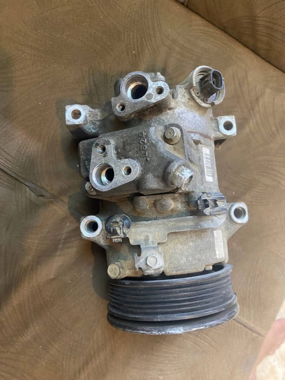 سلام عليكم عندي كمبريسر مال كورلا يرهم من 2008 لل 2013 مال تفصيخ حاويه اشتريته لسيارتي و بعتها ما شديته مكاني كركوك سعر 150


**إذا كنت صاحب هذا الإعلان وتريد حذفه لأي سبب، رجاءا أرسل رسالة إلى الدعم الفني**