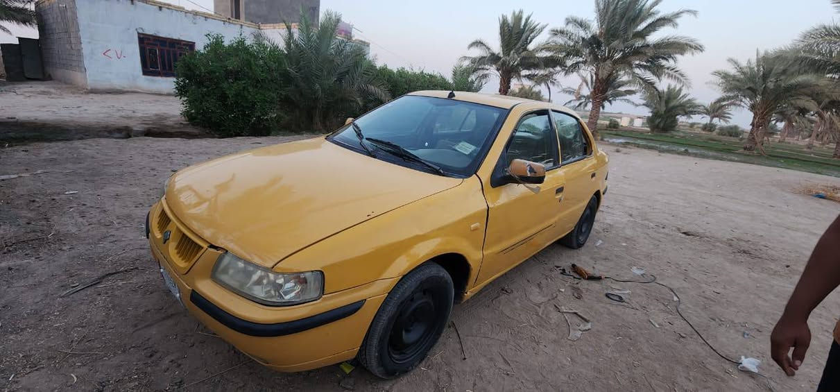 السلام عليكم سمند 2011  داخل دوشمه جديده تبريد ثلج مداور ثاني يوم تخم تاير جدام سبير كهربائيات كله شغاله لايت زنون هورن بوش سنويه 27 مامطلوبه محرك خير من الله كير بل جيس سستم سماعات ملكه ومسجل بلاتوث كبر باز جدد السعر 35 والشراي بي خير ويدلل لاتصال ***********
