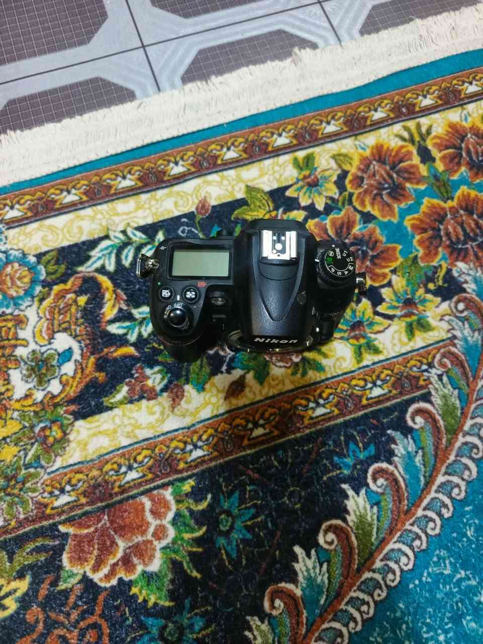 نيكون 7000D معروف بل سوك نضيفه ستخدام شخصي الله شهاد مع ملحقات جنطه حزام بطاريات 3 شاحنه السعر هاذ رقم تلفوني ***********
